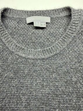 Vince‎ Gray Yak Wool Sweater Women’s Small AS‑IS Hole Fabric Repair